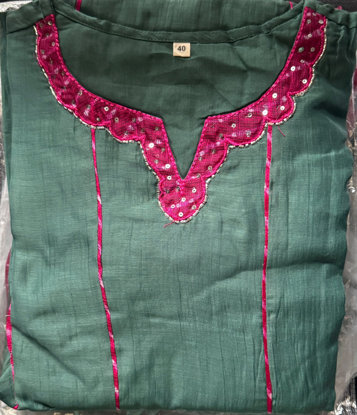 Women's Green Kurta Pant Set with Pink Dupatta